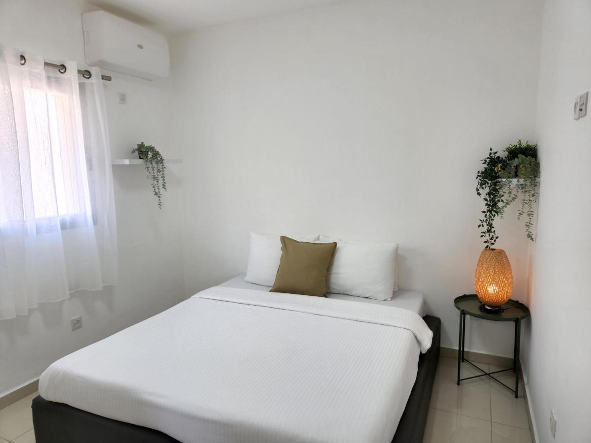 Melony Apartments Yam Suf Street 엘라트 외부 사진